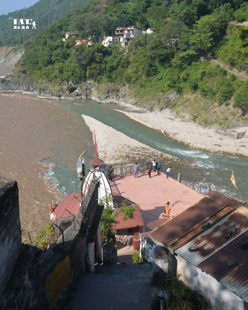 Close view of the confluence of Mandakini and Alaknanda rivers at Rudraprayag
